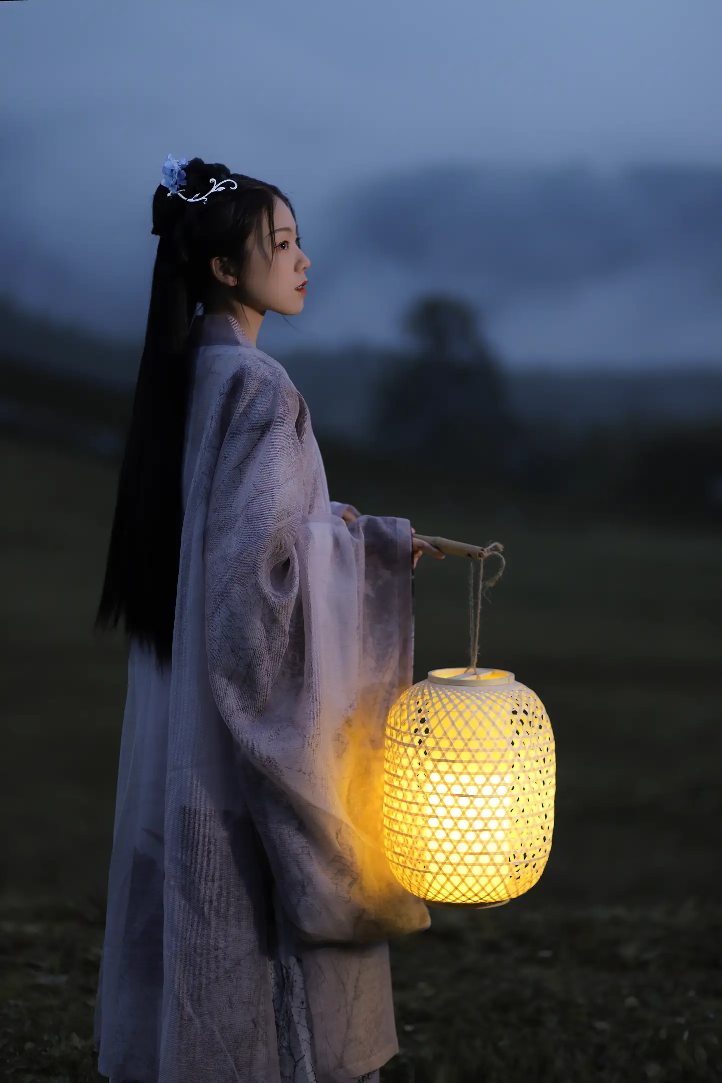 [YITUYU] 2022.02.05 Vol.753 – Hold a lantern to illuminate the rivers and mountains A sweetheart#[22P]-19